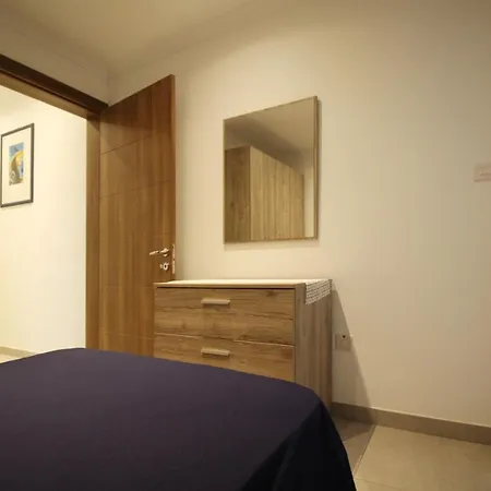 2 Bedroom Maisonette In Bugibba, St. Pauls Bay